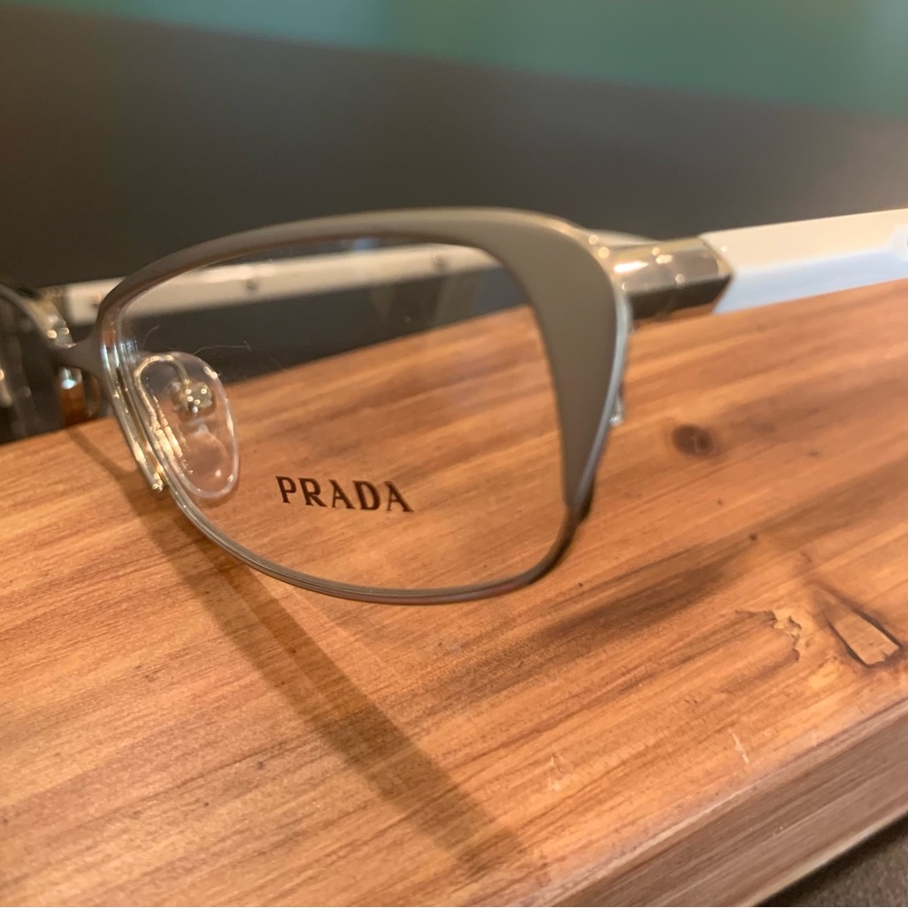 PRADA VPR54O. FAC-1O1. Gold & Ivory 52mm Women’s Vintage Eyeglasses - Picture 4 of 9